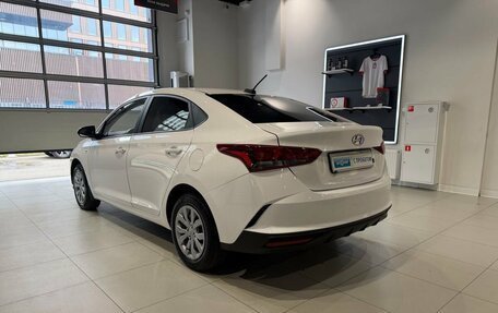 Hyundai Solaris II рестайлинг, 2021 год, 1 360 000 рублей, 6 фотография