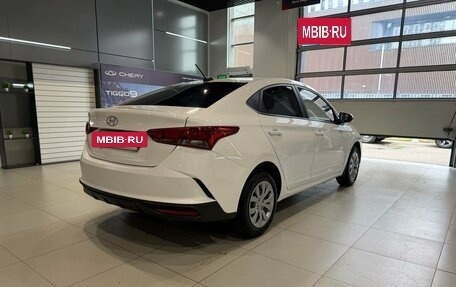Hyundai Solaris II рестайлинг, 2021 год, 1 360 000 рублей, 4 фотография
