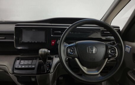 Honda Stepwgn IV, 2015 год, 1 560 000 рублей, 14 фотография