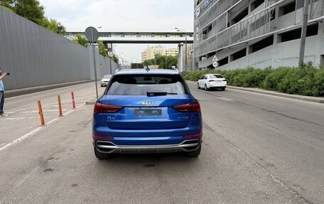 Audi Q3, 2022 год, 2 450 000 рублей, 5 фотография