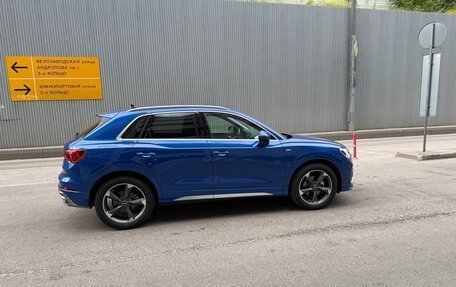 Audi Q3, 2022 год, 2 450 000 рублей, 8 фотография