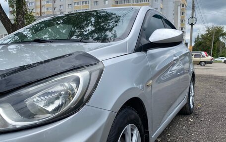 Hyundai Solaris II рестайлинг, 2011 год, 585 000 рублей, 12 фотография
