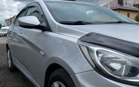 Hyundai Solaris II рестайлинг, 2011 год, 585 000 рублей, 11 фотография