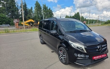 Mercedes-Benz V-Класс, 2019 год, 5 800 000 рублей, 4 фотография