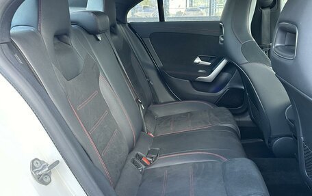 Mercedes-Benz CLA, 2019 год, 3 440 000 рублей, 8 фотография