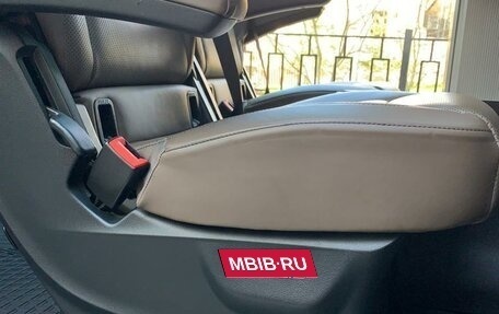 Mercedes-Benz V-Класс, 2019 год, 5 800 000 рублей, 10 фотография