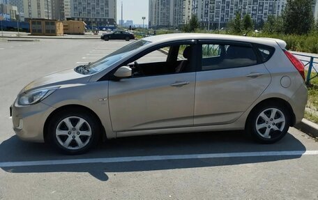 Hyundai Solaris II рестайлинг, 2012 год, 770 000 рублей, 6 фотография