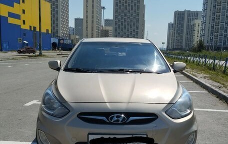 Hyundai Solaris II рестайлинг, 2012 год, 770 000 рублей, 3 фотография