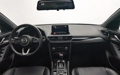 Mazda CX-4, 2022 год, 2 250 000 рублей, 5 фотография