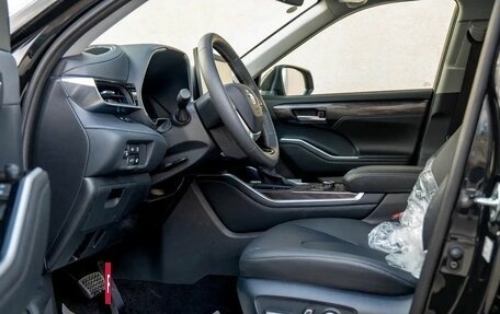 Toyota Highlander, 2026 год, 4 979 000 рублей, 19 фотография
