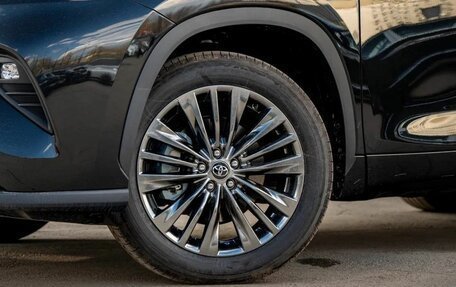Toyota Highlander, 2026 год, 4 979 000 рублей, 36 фотография
