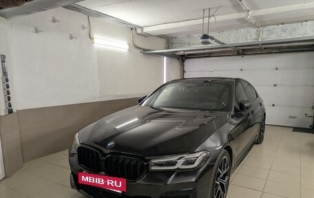 BMW 5 серия, 2020 год, 5 300 000 рублей, 19 фотография