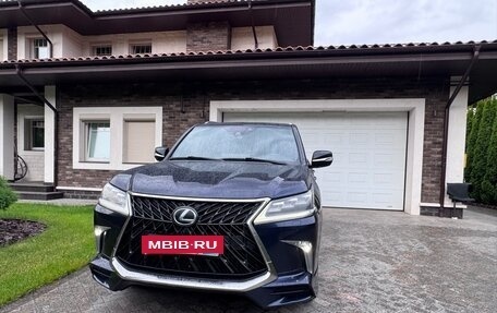 Lexus LX III, 2017 год, 7 800 000 рублей, 9 фотография