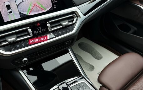 BMW 3 серия, 2023 год, 2 910 000 рублей, 13 фотография