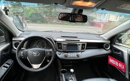 Toyota RAV4, 2013 год, 2 450 000 рублей, 8 фотография
