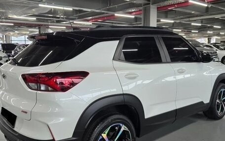 Chevrolet TrailBlazer, 2022 год, 2 010 000 рублей, 3 фотография