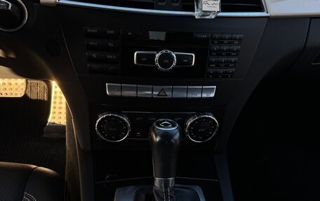 Mercedes-Benz C-Класс, 2011 год, 1 200 000 рублей, 9 фотография