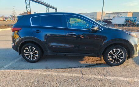 KIA Sportage IV рестайлинг, 2018 год, 2 000 000 рублей, 3 фотография
