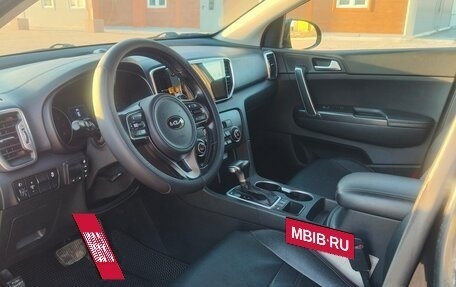KIA Sportage IV рестайлинг, 2018 год, 2 000 000 рублей, 8 фотография