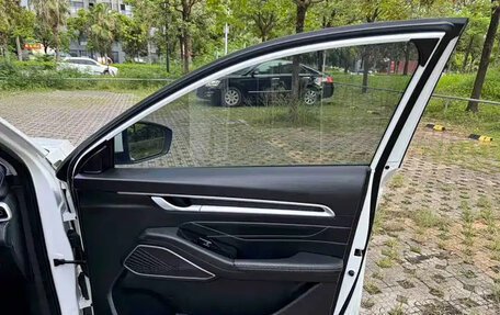 Geely Emgrand, 2021 год, 1 000 004 рублей, 28 фотография