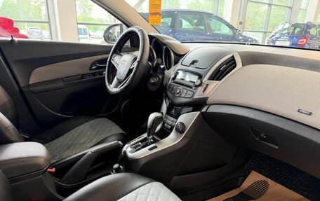Chevrolet Cruze II, 2013 год, 850 000 рублей, 10 фотография