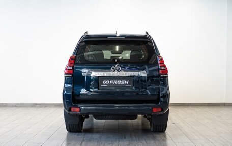 Toyota Land Cruiser Prado 150 рестайлинг 2, 2017 год, 4 999 000 рублей, 4 фотография