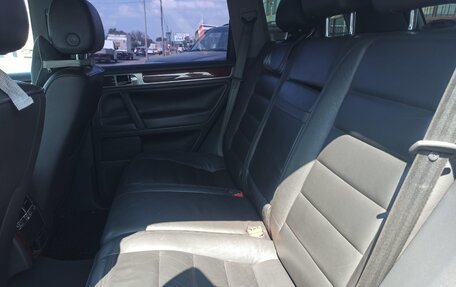 Volkswagen Touareg III, 2002 год, 485 000 рублей, 20 фотография