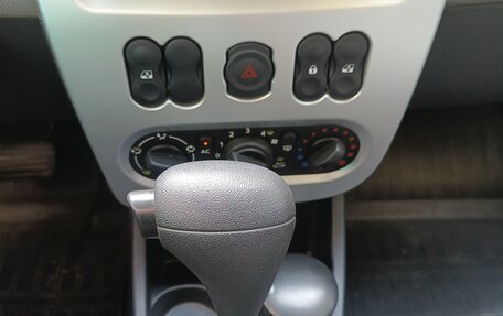 Renault Sandero I, 2013 год, 875 000 рублей, 9 фотография