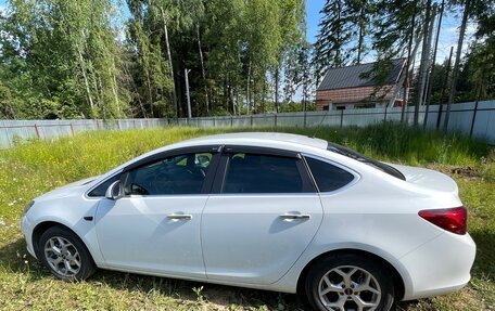 Opel Astra J, 2013 год, 1 300 000 рублей, 1 фотография