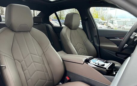 BMW 5 серия, 2025 год, 7 690 000 рублей, 14 фотография