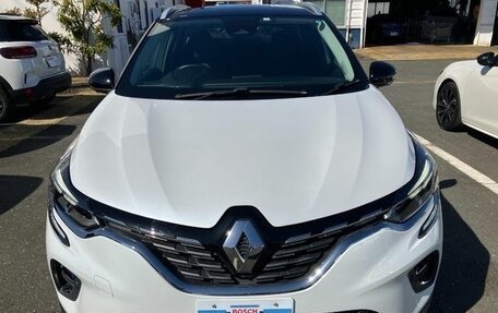 Renault Captur II, 2023 год, 1 100 000 рублей, 4 фотография