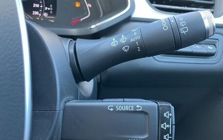 Renault Captur II, 2023 год, 1 100 000 рублей, 17 фотография