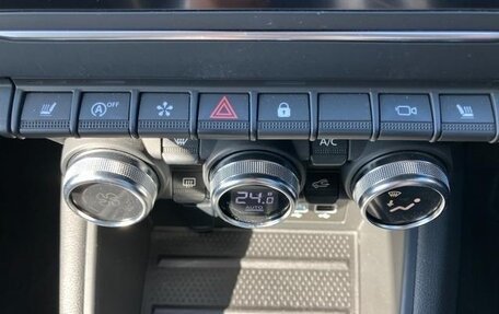 Renault Captur II, 2023 год, 1 100 000 рублей, 21 фотография