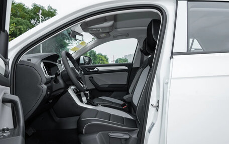 Volkswagen T-Roc I, 2026 год, 2 390 000 рублей, 13 фотография