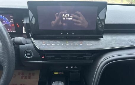 Toyota Camry, 2025 год, 3 190 000 рублей, 8 фотография