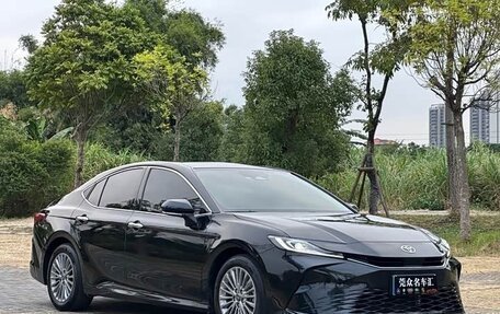 Toyota Camry, 2025 год, 3 190 000 рублей, 9 фотография