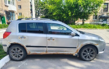 Geely MK Cross I, 2012 год, 75 000 рублей, 3 фотография