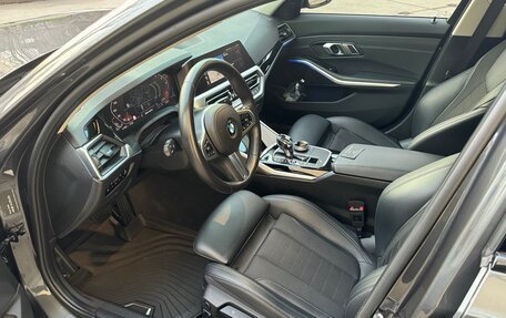 BMW 3 серия, 2019 год, 4 350 000 рублей, 12 фотография