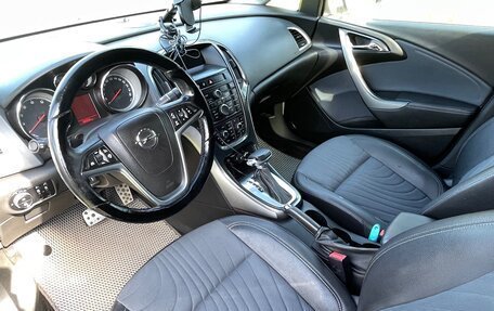 Opel Astra J, 2013 год, 1 300 000 рублей, 6 фотография