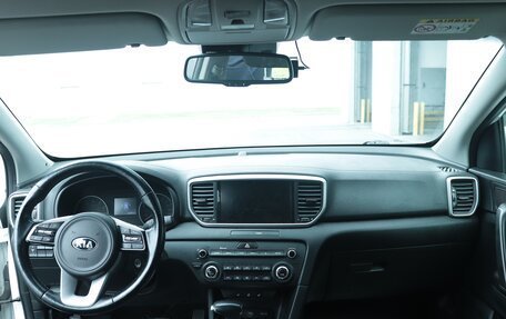 KIA Sportage IV рестайлинг, 2020 год, 2 050 000 рублей, 7 фотография