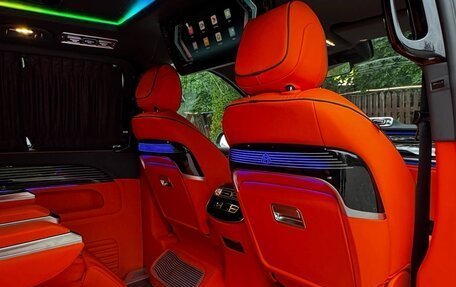Mercedes-Benz V-Класс, 2024 год, 8 000 000 рублей, 14 фотография
