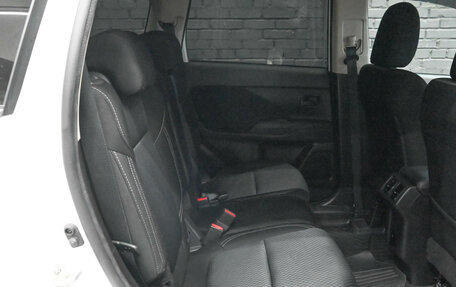 Mitsubishi Outlander III рестайлинг 3, 2021 год, 3 050 000 рублей, 12 фотография
