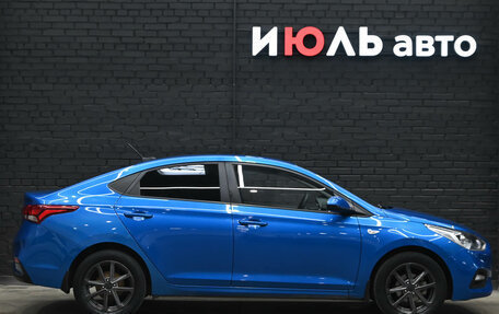 Hyundai Solaris II рестайлинг, 2017 год, 1 300 000 рублей, 9 фотография