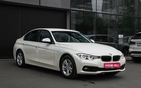 BMW 3 серия, 2017 год, 1 990 000 рублей, 3 фотография