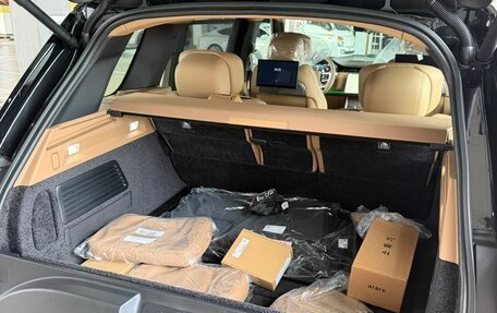 Land Rover Range Rover IV рестайлинг, 2026 год, 30 990 000 рублей, 16 фотография