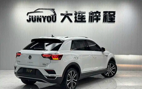 Volkswagen T-Roc I, 2022 год, 1 700 000 рублей, 4 фотография