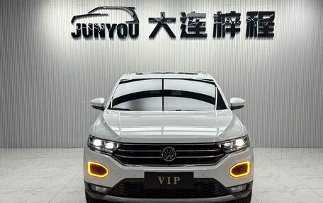 Volkswagen T-Roc I, 2022 год, 1 700 000 рублей, 2 фотография