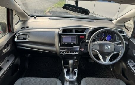 Honda Fit III, 2013 год, 819 999 рублей, 11 фотография