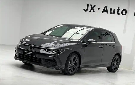 Volkswagen Golf VIII, 2022 год, 1 778 000 рублей, 1 фотография