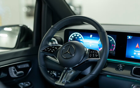 Mercedes-Benz V-Класс, 2025 год, 13 250 000 рублей, 24 фотография